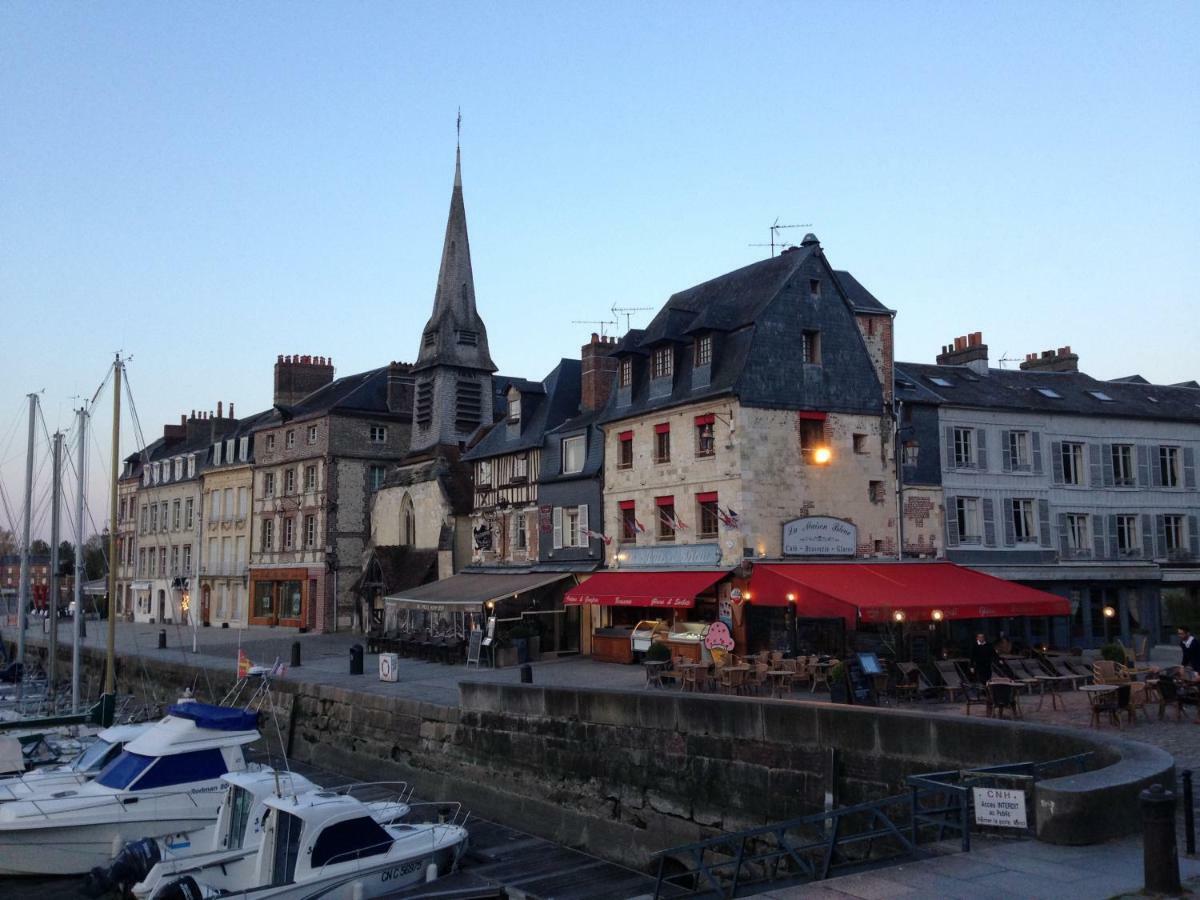 Un Petit Nid A Honfleur 아파트 외부 사진